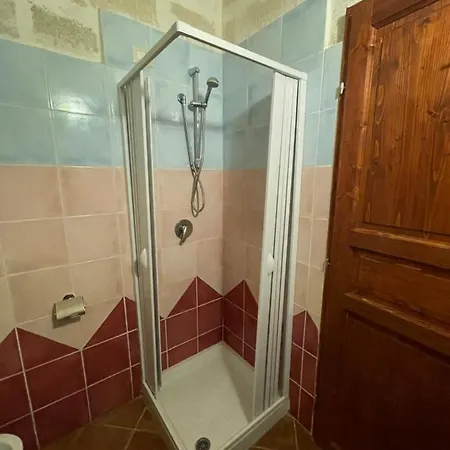 Iazzo Annunziatella B&B לינה וארוחת בוקר לטרצה